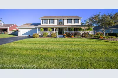 220 W Fuller Drive, Waterman, IL 60556 - Photo 2