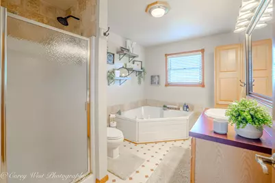 220 W Fuller Drive, Waterman, IL 60556 - Photo 32