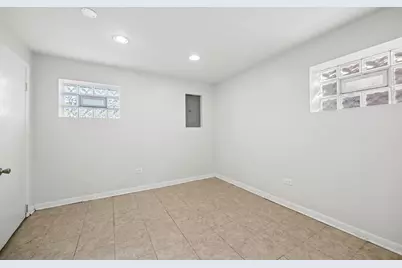 2952 N Nordica Avenue, Chicago, IL 60634 - Photo 12