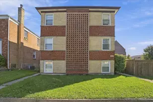 2711 N 72nd Ct, Elmwood Park, IL 60707 - Photo 1