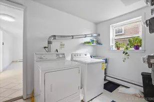 2711 N 72nd Ct, Elmwood Park, IL 60707 - Photo 12