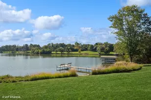 65 Round Barn Rd, Barrington Hills, IL 60010 - Photo 2