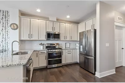 514 Pershing Court, Barrington, IL 60010 - Photo 8