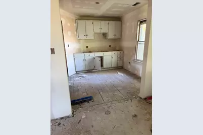 422 E Jackson Street, Woodstock, IL 60098 - Photo 14
