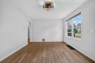 622 14th Street, Rochelle, IL 61068 - Photo 6