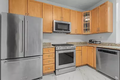 4716 S Ingleside Avenue #2N, Chicago, IL 60615 - Photo 8