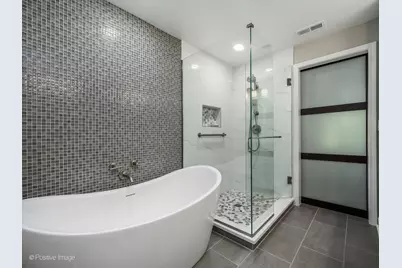 3028 Lexington Lane, Glenview, IL 60026 - Photo 12
