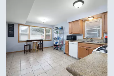 7828 W Addison Street, Chicago, IL 60634 - Photo 16