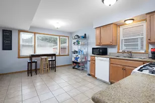 7828 W Addison St, Chicago, IL 60634 - Photo 16