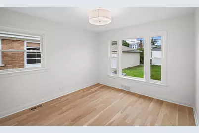 624 S Madison Avenue, La Grange, IL 60525 - Photo 14