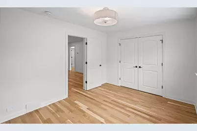 624 S Madison Avenue, La Grange, IL 60525 - Photo 12