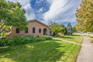 8824 Terry Dr, Orland Park, IL 60462 - Photo 32