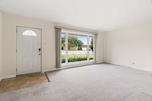 15547 Rose Dr, South Holland, IL 60473 - Photo 4