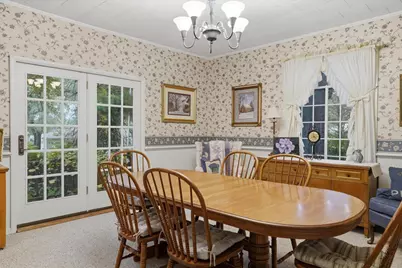 1326 S Peoria Avenue, Dixon, IL 61021 - Photo 8