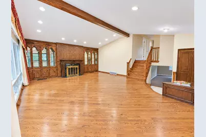 4431 W Fitch Avenue, Lincolnwood, IL 60712 - Photo 4