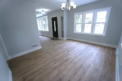 2315 W 112th Street, Chicago, IL 60643 - Photo 2