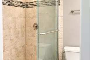 260 E Chestnut St, Chicago, IL 60611 - Photo 10