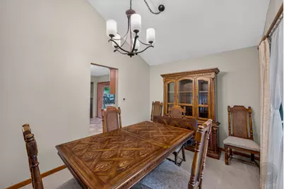 3900 Fairview Avenue, Downers Grove, IL 60515 - Photo 16