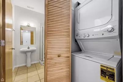 1934 N Washtenaw Avenue #207, Chicago, IL 60647 - Photo 16