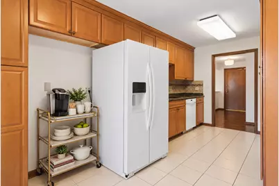 7201 N Lincoln Avenue #315, Lincolnwood, IL 60712 - Photo 10