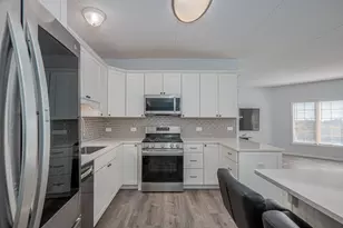 9670 Franklin Ave, Franklin Park, IL 60131 - Photo 4
