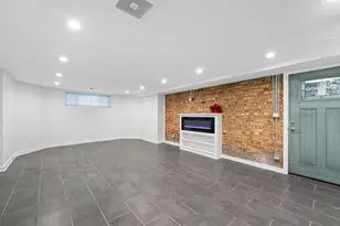 2737 W Lunt Ave, Chicago, IL 60645 - Photo 24