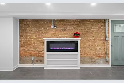 2737 W Lunt Avenue #G, Chicago, IL 60645 - Photo 4