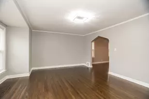 8500 S Prairie Ave, Chicago, IL 60619 - Photo 4