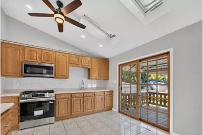 565 Arlene Drive, Wood Dale, IL 60191 - Photo 10