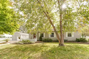 1518 Marquette Rd, Joliet, IL 60436 - Photo 4