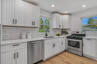 133 S Lincoln Avenue, Mundelein, IL 60060 - Photo 10