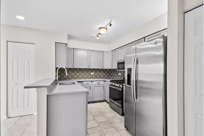1321 Orleans Drive, Mundelein, IL 60060 - Photo 4