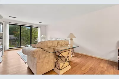5501 Lincoln Avenue #206, Morton Grove, IL 60053 - Photo 6