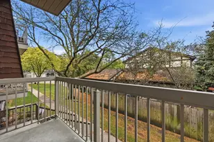 705 W Central Rd, Mount Prospect, IL 60056 - Photo 12