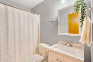 9661 S Karlov Ave, Oak Lawn, IL 60453 - Photo 12
