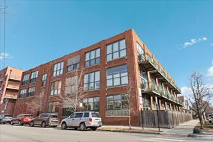 2654 W Medill Ave, Chicago, IL 60647 - Photo 1
