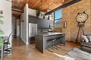 2654 W Medill Ave, Chicago, IL 60647 - Photo 4
