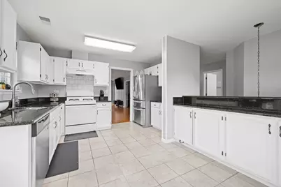 1913 Quaker Hollow Lane #0, Streamwood, IL 60107 - Photo 8