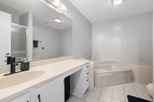 1913 Quaker Hollow Ln, Streamwood, IL 60107 - Photo 18