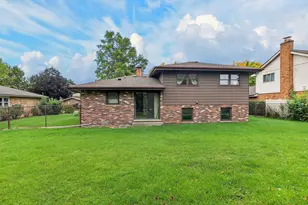 2976 Drover Ln, Darien, IL 60561 - Photo 16