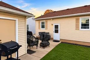 123 James St, Montgomery, IL 60538 - Photo 20