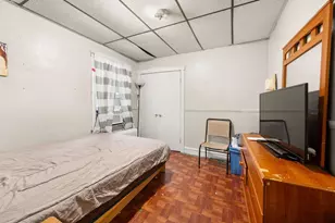 5630 S Albany Ave, Chicago, IL 60629 - Photo 12