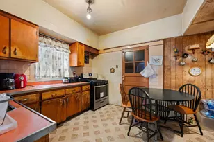 5630 S Albany Ave, Chicago, IL 60629 - Photo 10