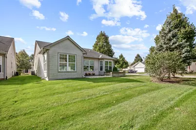 2836 Cascade Falls Circle, Elgin, IL 60124 - Photo 38