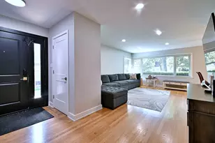 7167 N Ozanam Ave, Chicago, IL 60631 - Photo 4