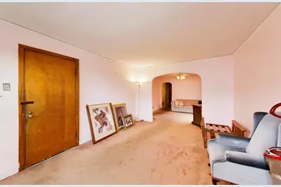 1228 W 74th Place, Chicago, IL 60636 - Photo 4
