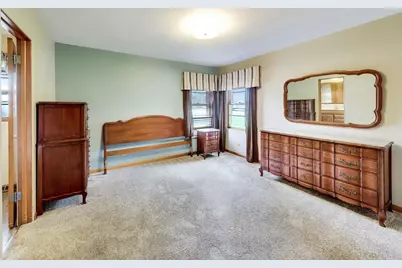 3601 W Clover Avenue, McHenry, IL 60050 - Photo 12