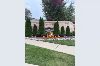 21336 Settlers Pond Drive, Frankfort, IL 60423 - Photo 2