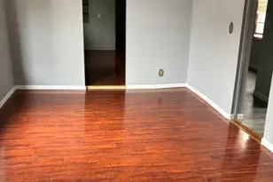 10636 S Ave M, Chicago, IL 60617 - Photo 6