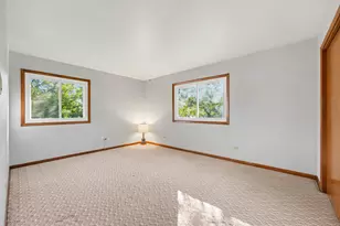 20500 Bensley Ave, Lynwood, IL 60411 - Photo 16